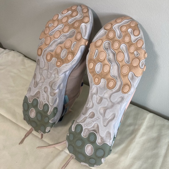 NIKE REACT womens - Picture 11 of 11